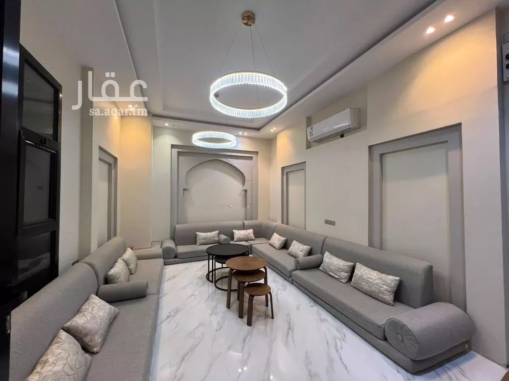 5 bedroom villa in Al Aqiq, Riyadh 18
