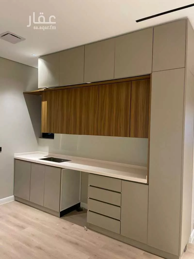 10 bedroom building in Dhahrat Laban, Riyadh 4