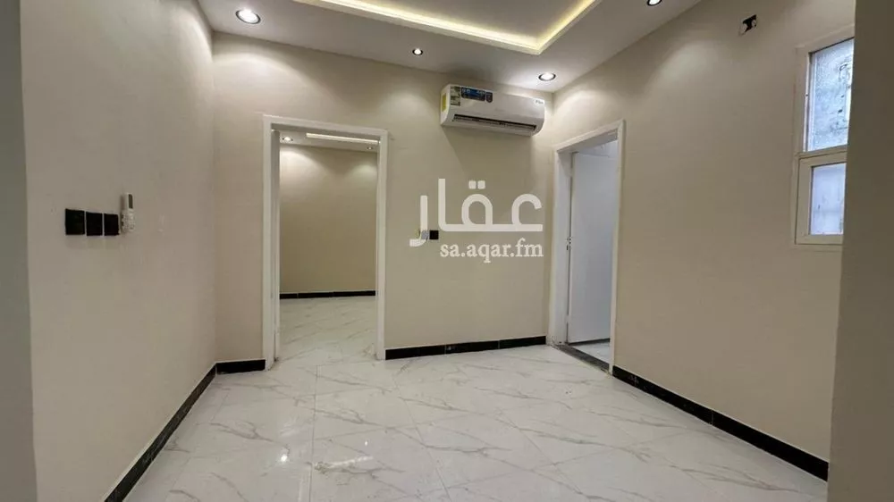 شقة 1 غرف في الخليج 4