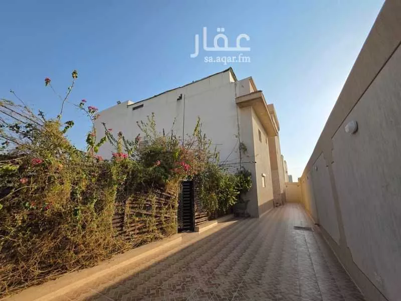20 bedroom building in Shawran, Madinah 27