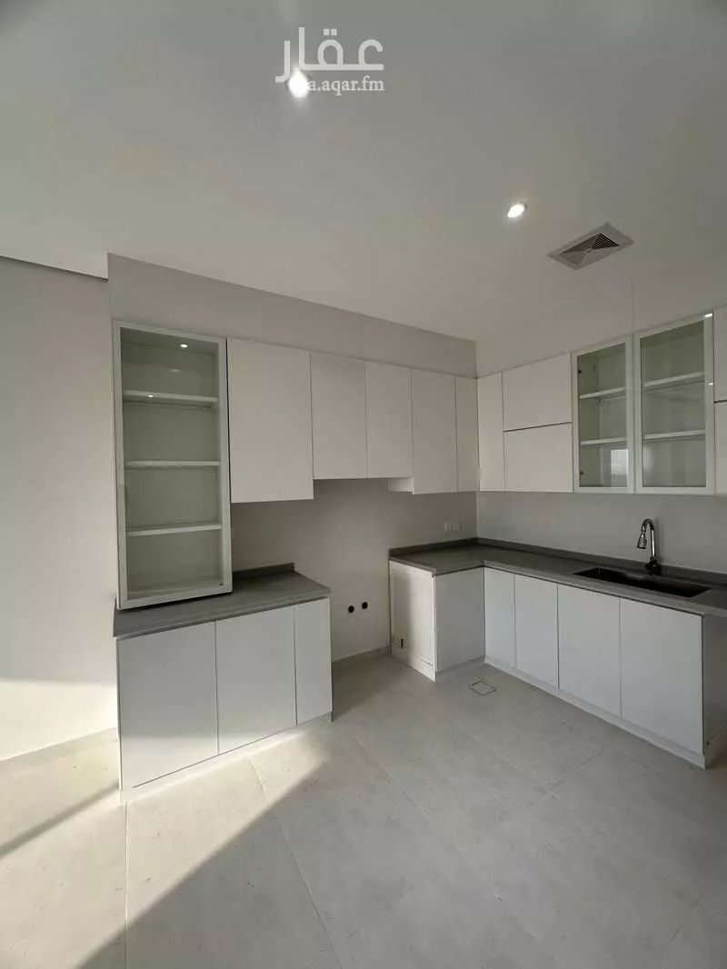 4 bedroom apartment in As Sadafah, Eastern Province 16