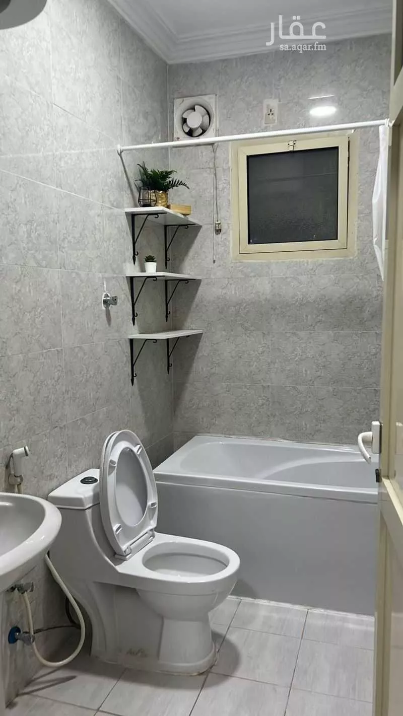 2 bedroom apartment in Taibah, Eastern Province 3
