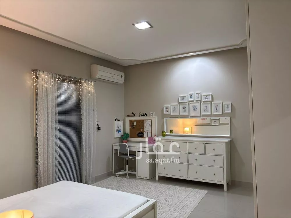 3 bedroom apartment in Dhahrat Laban, Riyadh 14