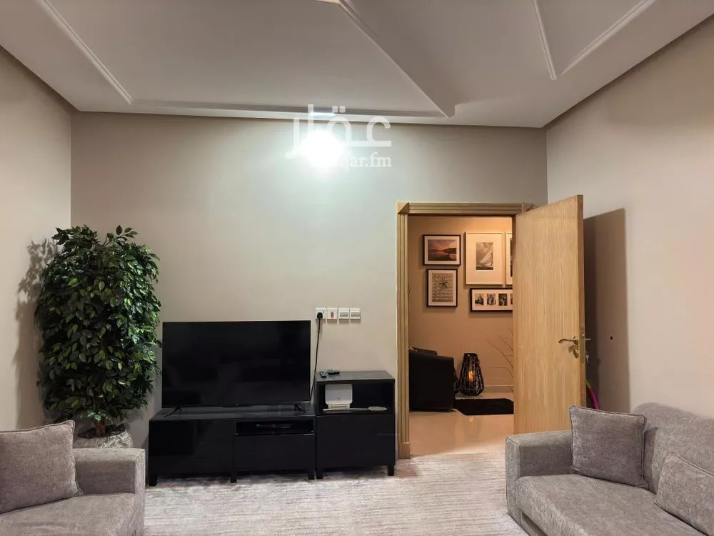 3 bedroom apartment in Dhahrat Laban, Riyadh 17
