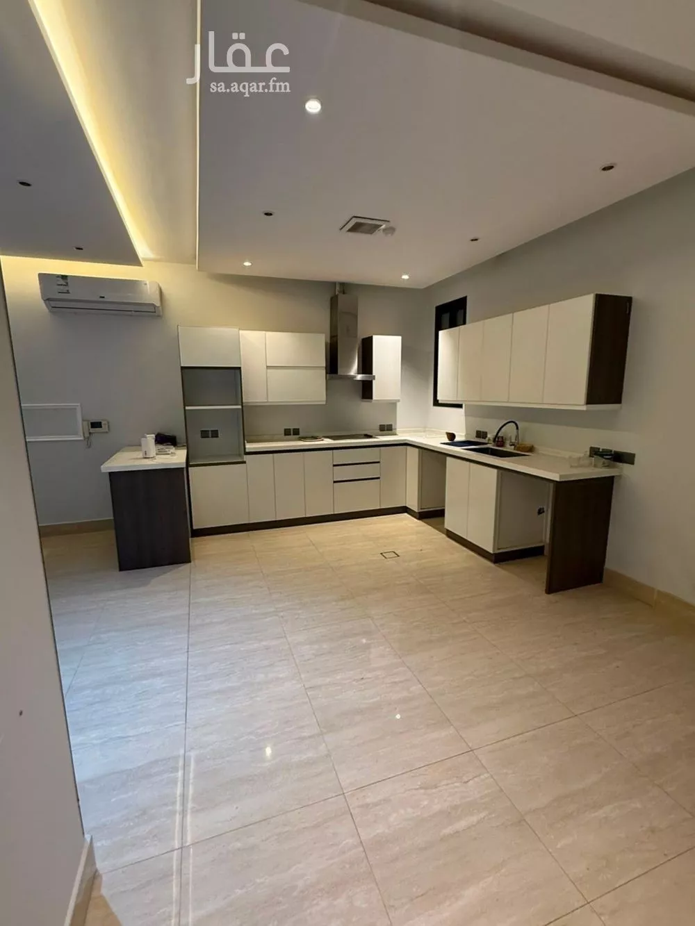 4 bedroom apartment in Qurtubah, Riyadh 5