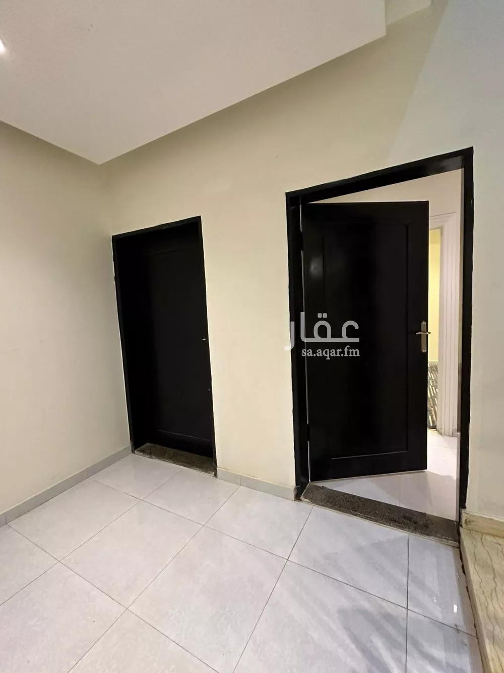 دور 4 غرف في عرقة 4