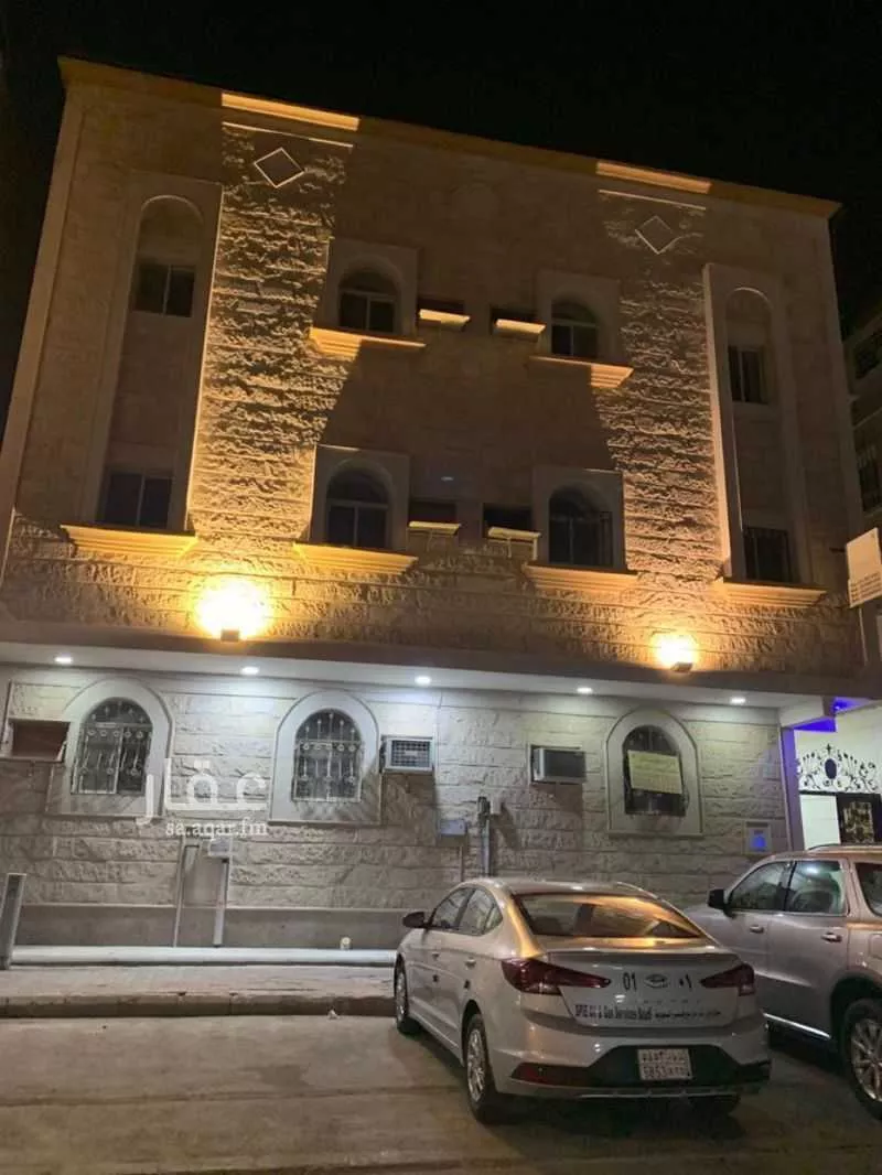 14 bedroom building in South Al Khobar, Eastern Province