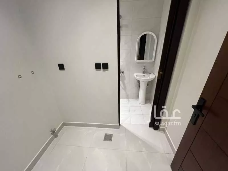 4 bedroom apartment in Al Shawqiyyah, Makkah 9