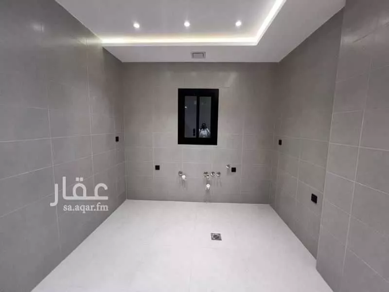 3 bedroom apartment in Al Shawqiyyah, Makkah 16