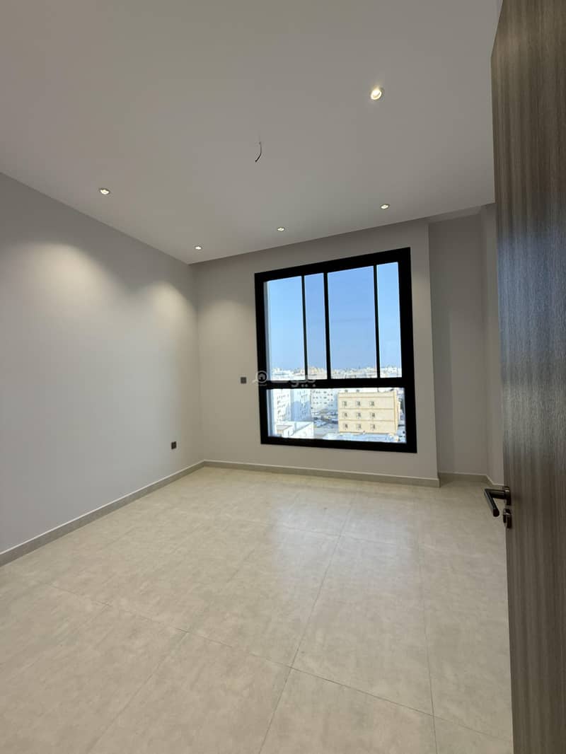 4 bedroom apartment in Al Salamah, Jeddah 8