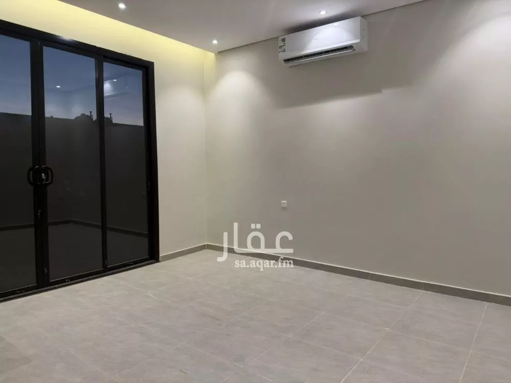 3 bedroom apartment in Al Rimal 6