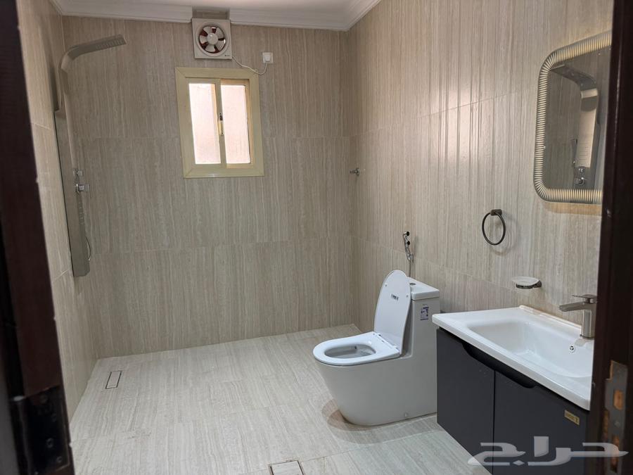 4 bedroom villa in Al Hamdaniyah, Jeddah 9