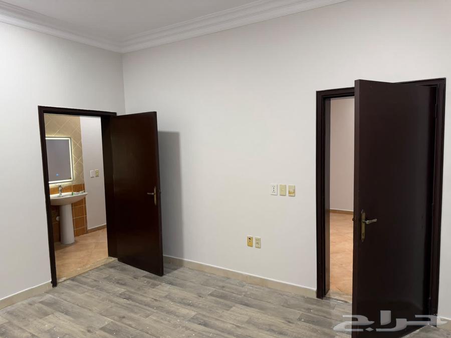 4 bedroom apartment in Al Rawdah, Eastern Province 7