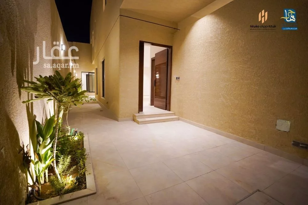 3 bedroom apartment in Shubra, Riyadh 15