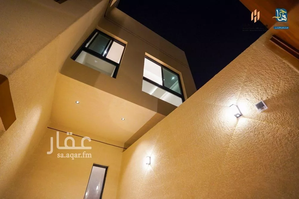 3 bedroom apartment in Shubra, Riyadh 23
