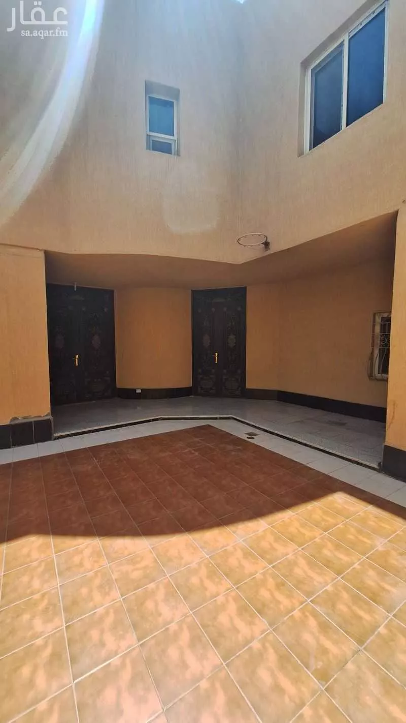 4 bedroom villa in Al Sulaimaniyyah, Riyadh 9