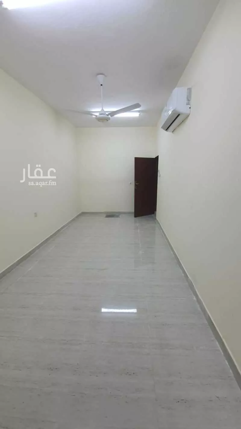 4 bedroom villa in Al Sharafiyah, Riyadh 10