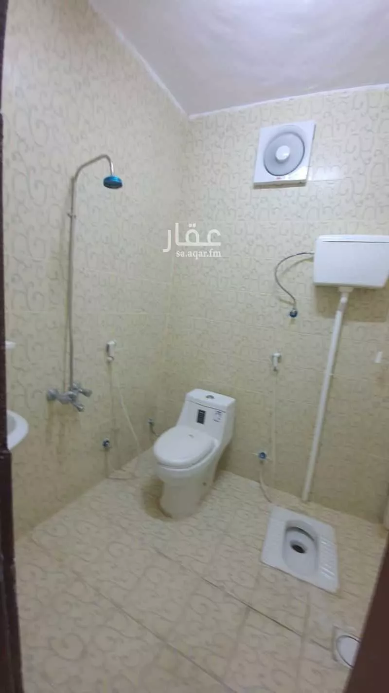4 bedroom villa in Al Sharafiyah, Riyadh 3
