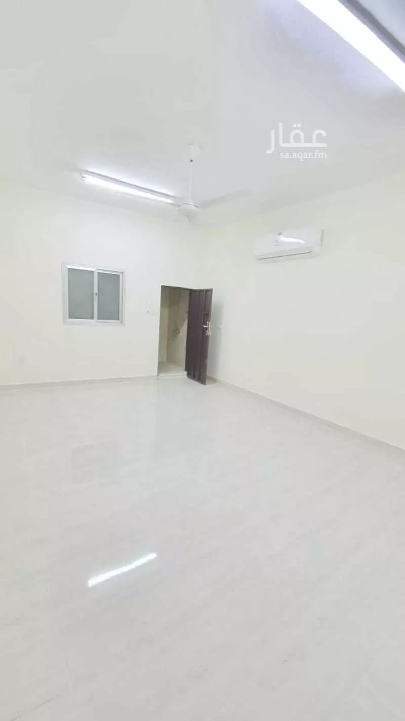 4 bedroom villa in Al Sharafiyah, Riyadh 14