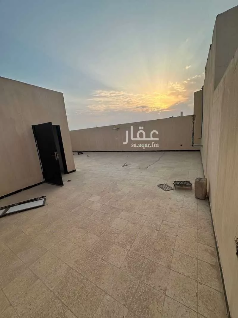4 bedroom villa in Dhahrat Namar, Riyadh 14