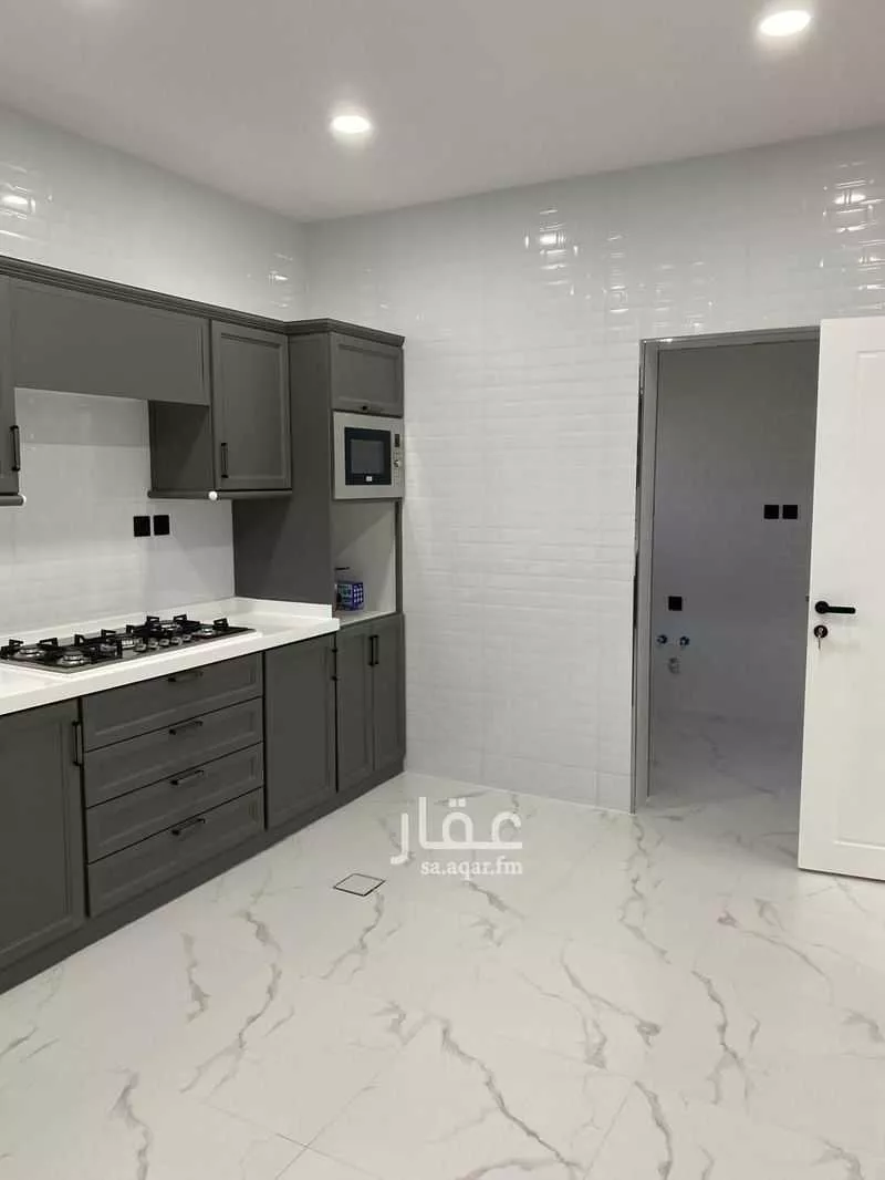 3 bedroom apartment in Al Difa, Madinah 6