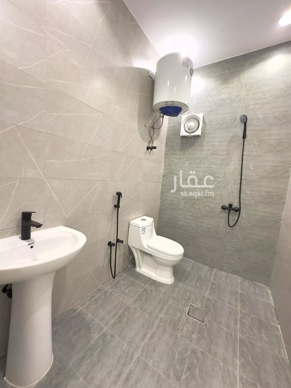 1 bedroom apartment in Al Aqiq 15