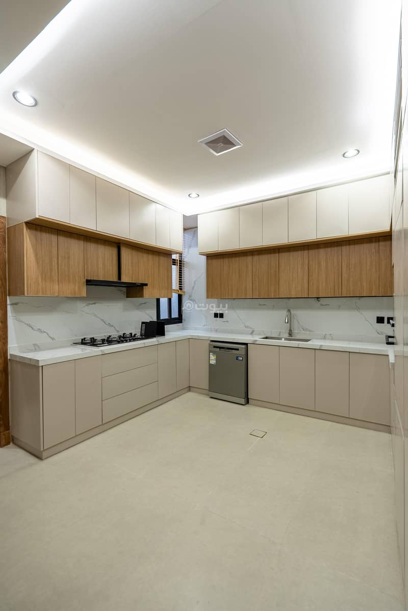 3 bedroom apartment in Okaz, Riyadh 5