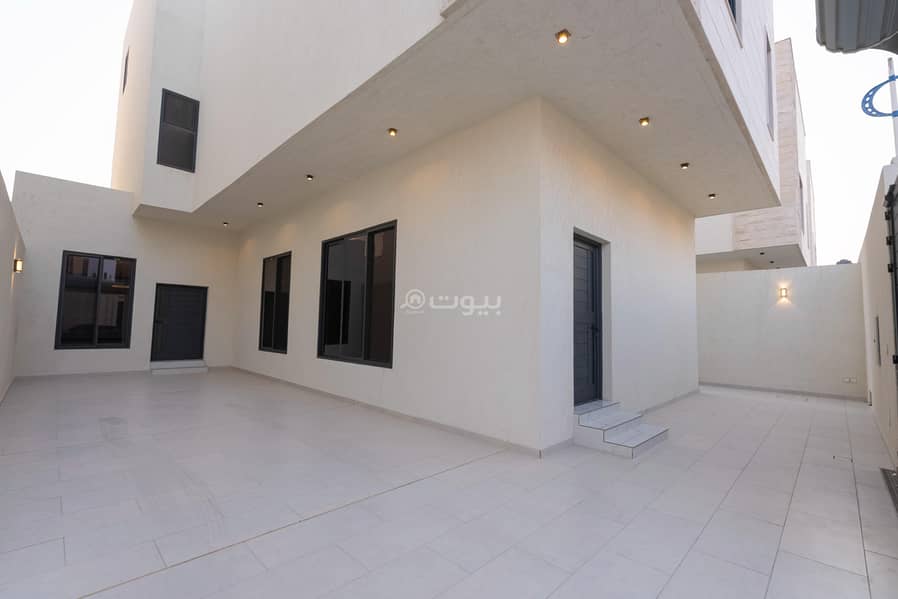 4 bedroom villa in Al Qusur, Eastern Province 2