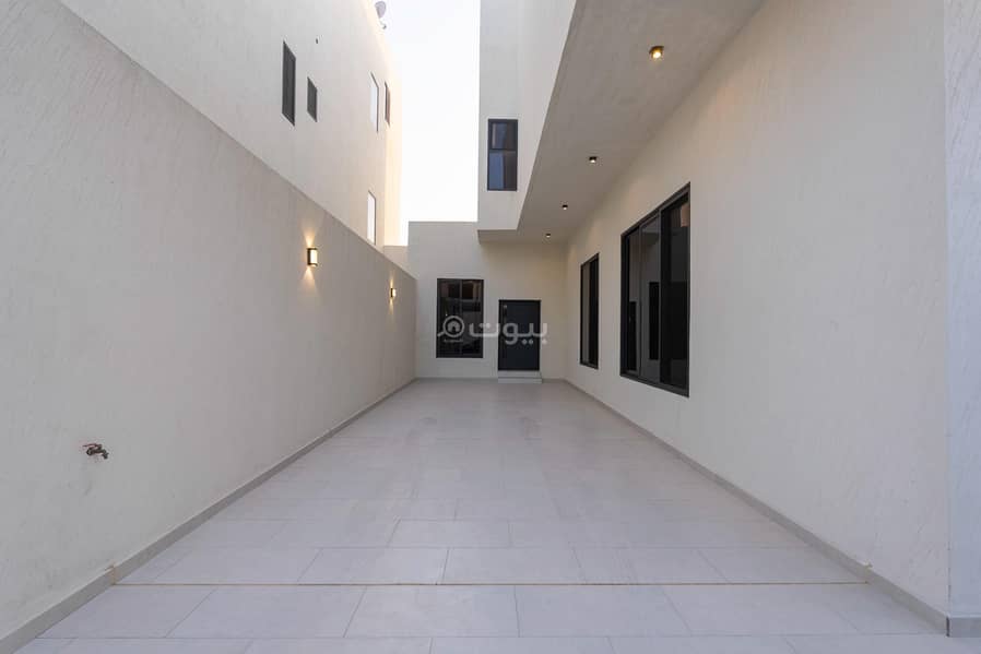 4 bedroom villa in Al Qusur, Eastern Province 4