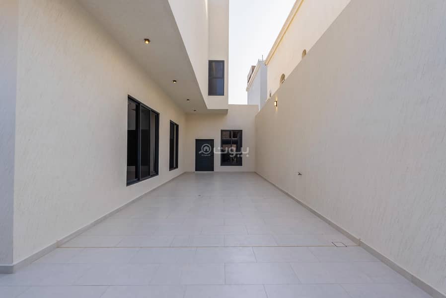 4 bedroom villa in Al Qusur, Eastern Province 5