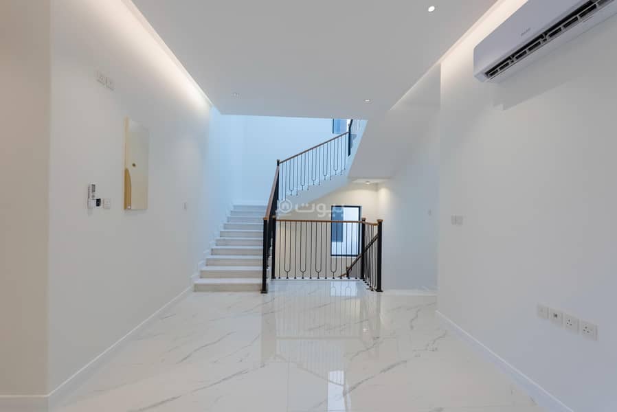 4 bedroom villa in Al Qusur, Eastern Province 17