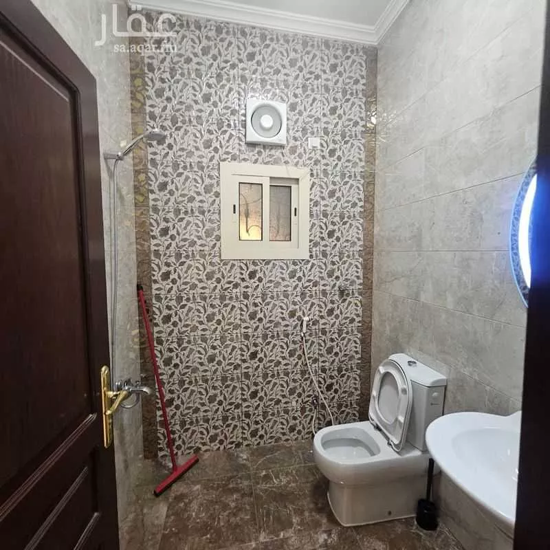 فيلا 4 غرف في الزمرد، جدة 7