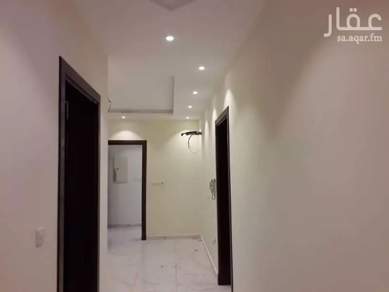 شقة 4 غرف في الزمرد، جدة 2