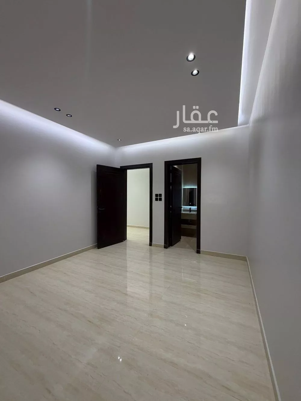 4 bedroom apartment in Al Janadriyah, Riyadh 15