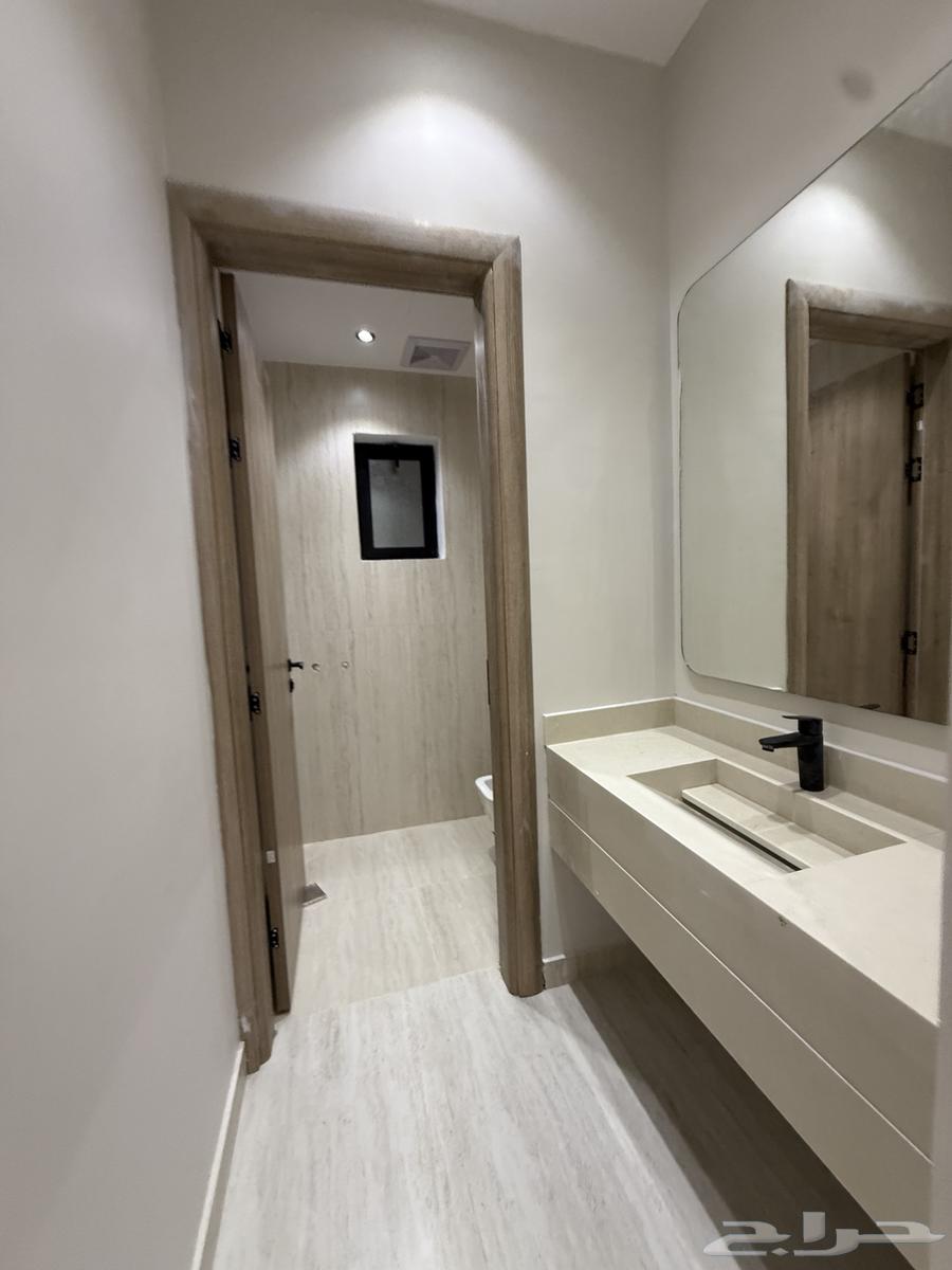 5 bedroom apartment in Shawran, Madinah 11