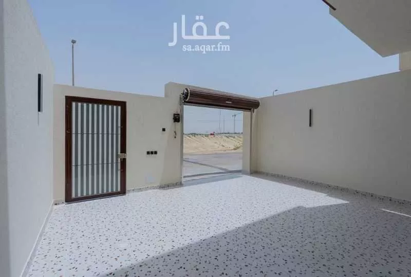 4 bedroom villa in Al Amwaj, Eastern Province 5