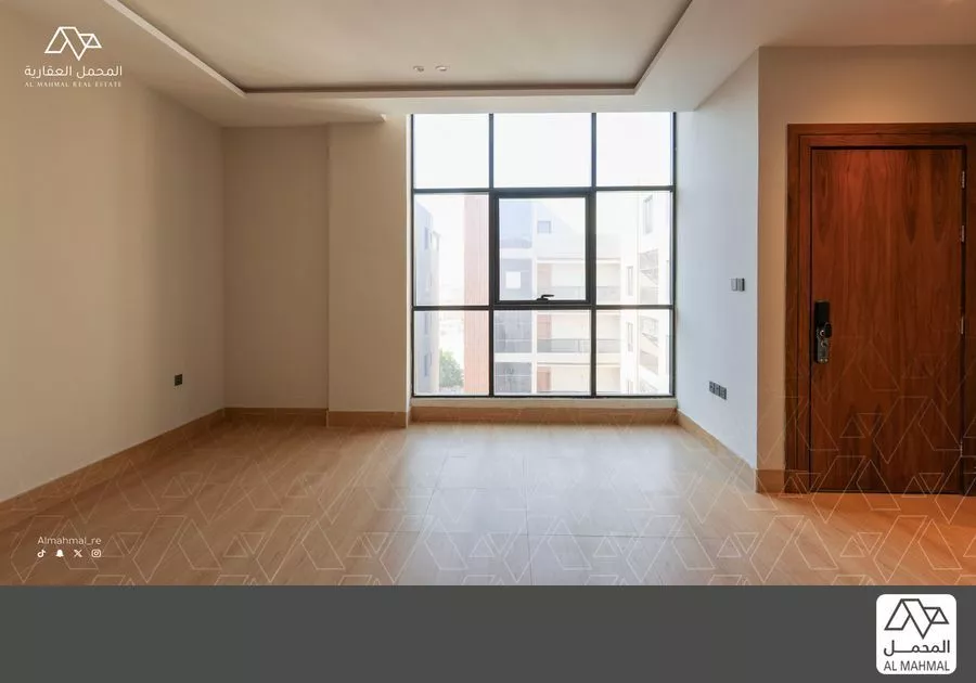4 bedroom villa in Al Hamra, Eastern Province 9