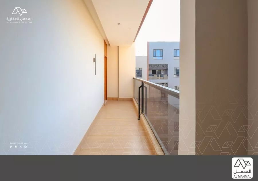 4 bedroom villa in Al Hamra, Eastern Province 7