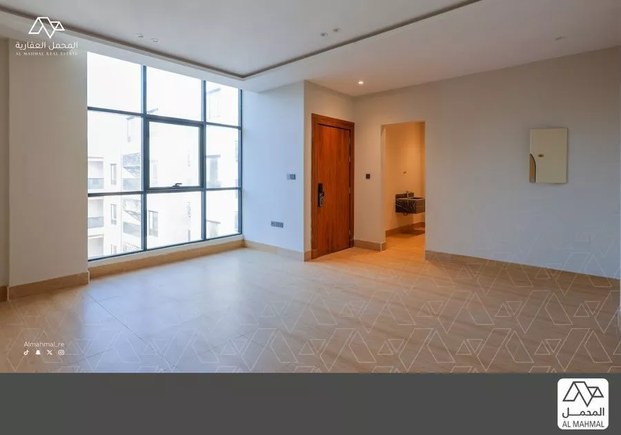 4 bedroom villa in Al Hamra, Eastern Province 10