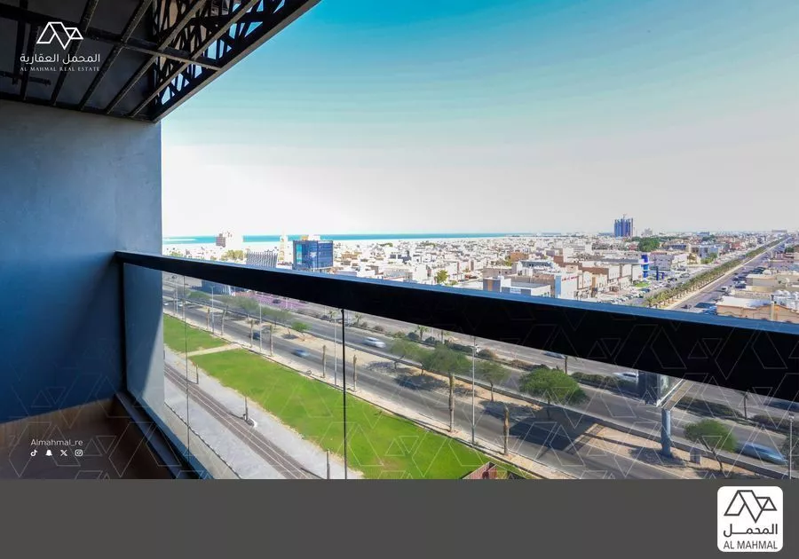4 bedroom villa in Al Hamra, Eastern Province 11