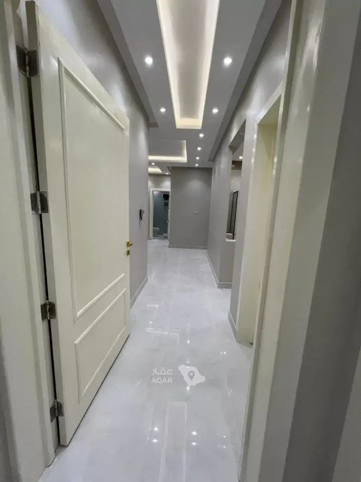 4 bedroom apartment in Qurtubah, Riyadh 3