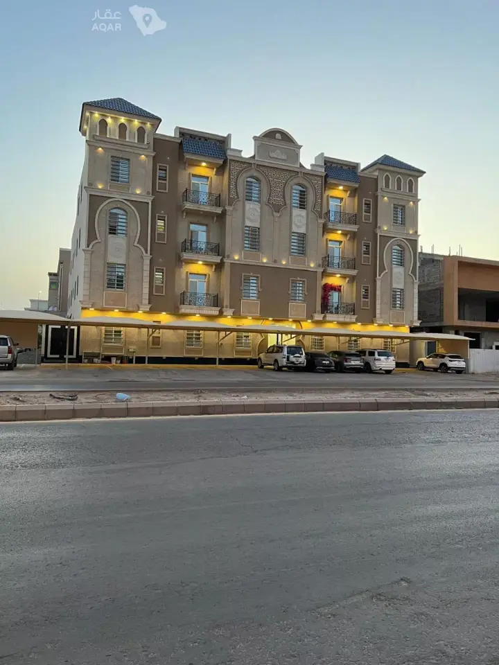 4 bedroom apartment in Qurtubah, Riyadh