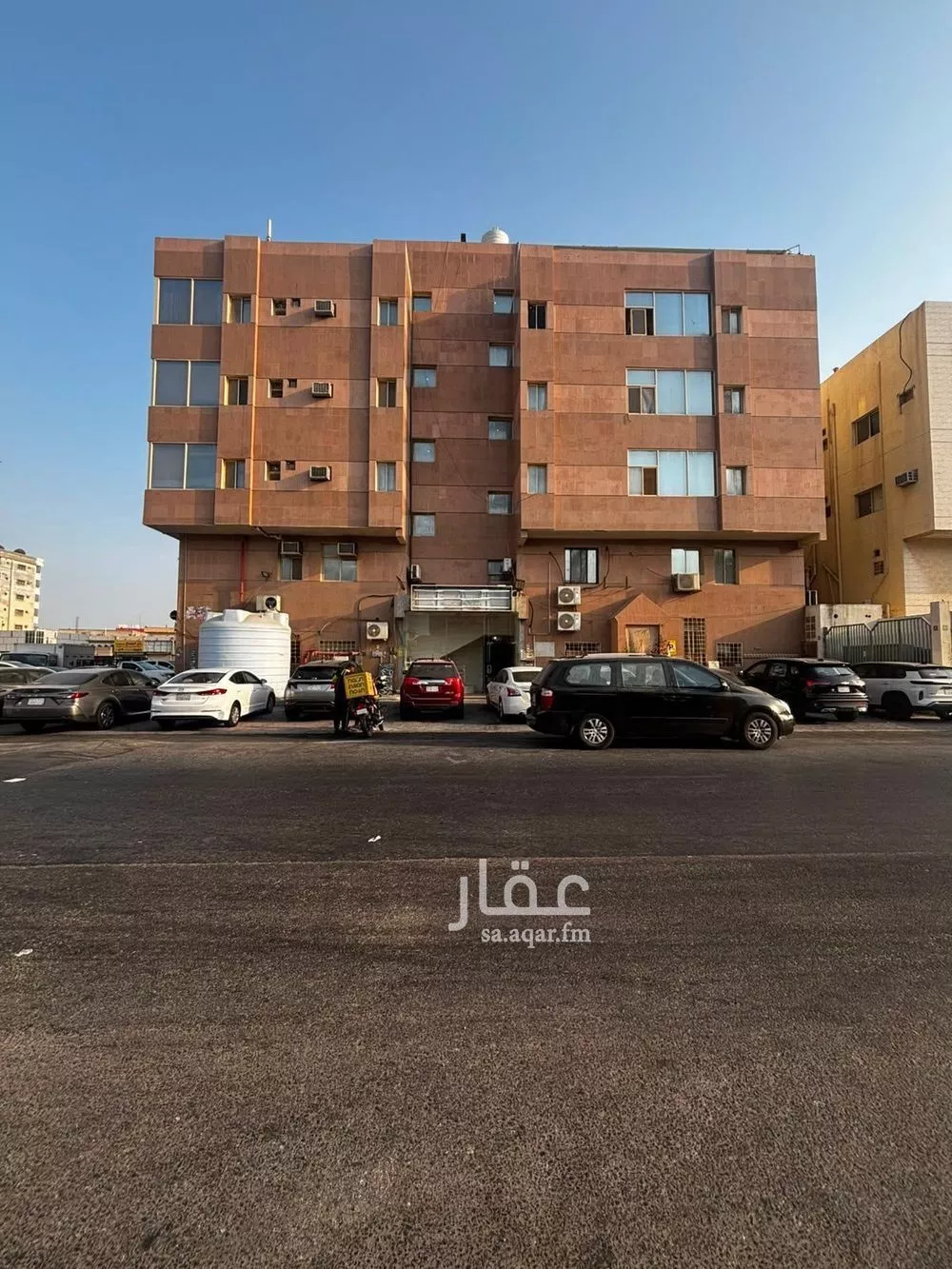 شقة في العنود
