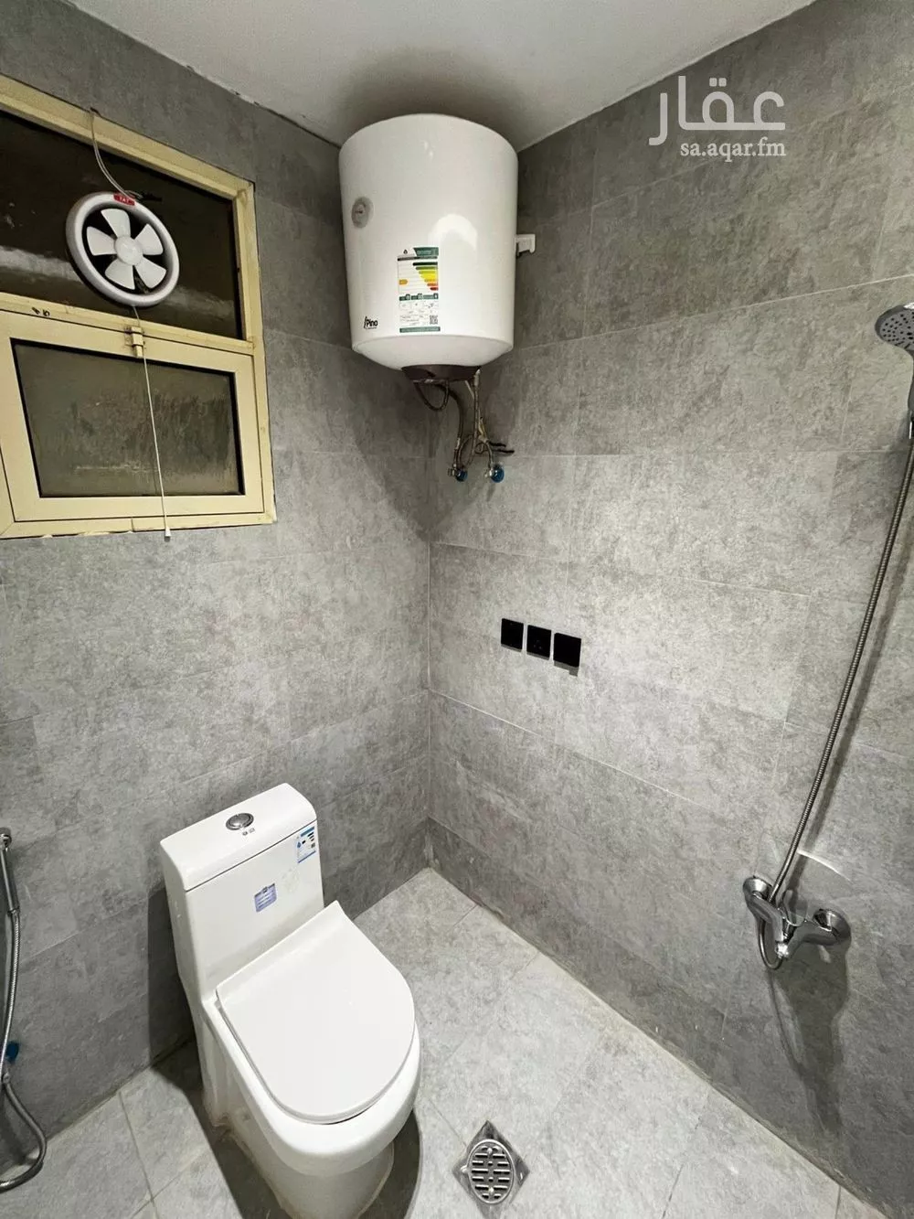 1 bedroom apartment in Al Hazm 4
