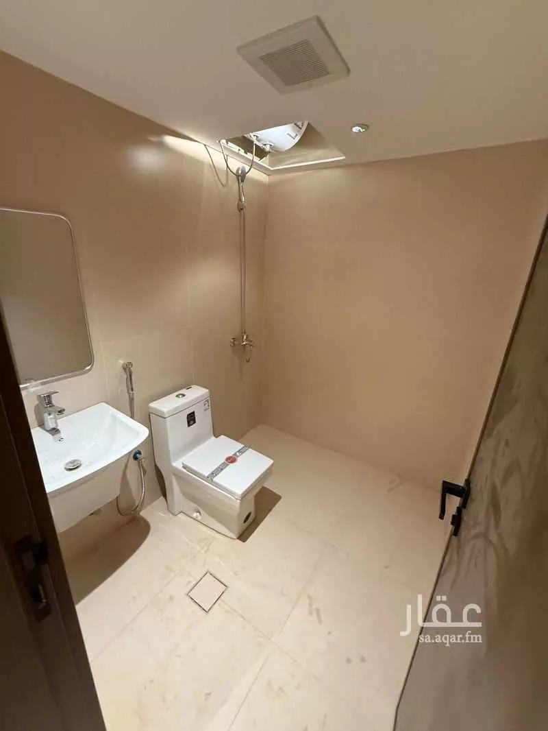 22 bedroom building in Al Salam, Riyadh 12