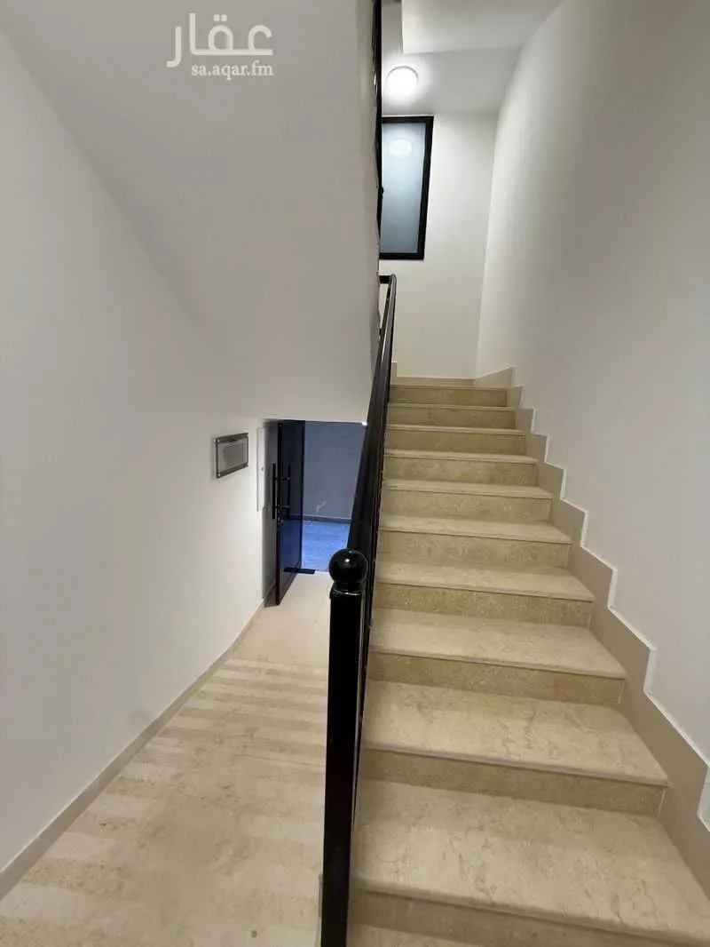 22 bedroom building in Al Salam, Riyadh 9