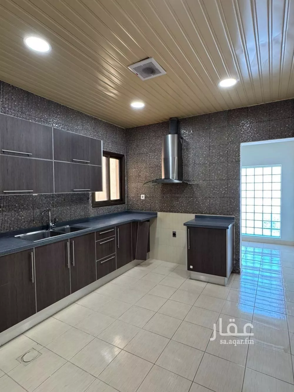 3 bedroom apartment in Hajar, Eastern Province 11