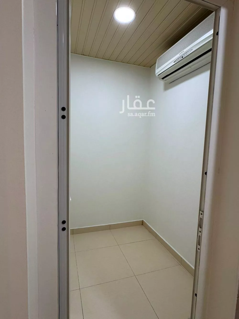 3 bedroom apartment in Hajar, Eastern Province 9