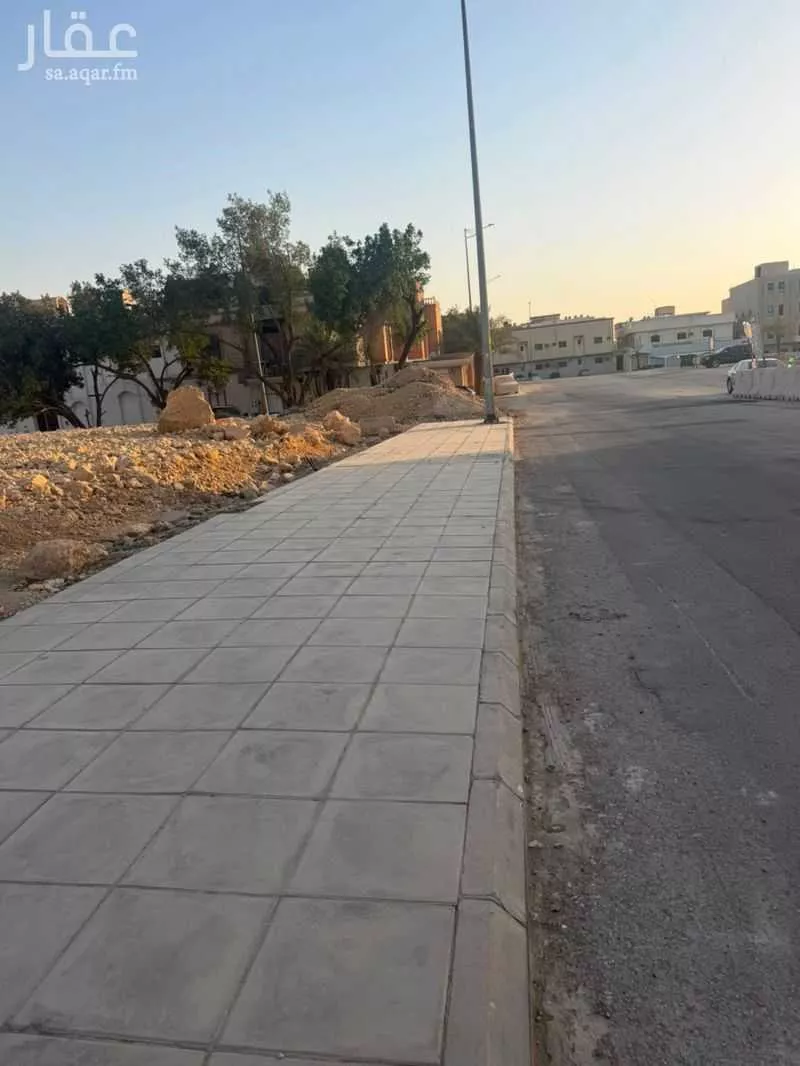 land in Al Aziziyah, Riyadh 2