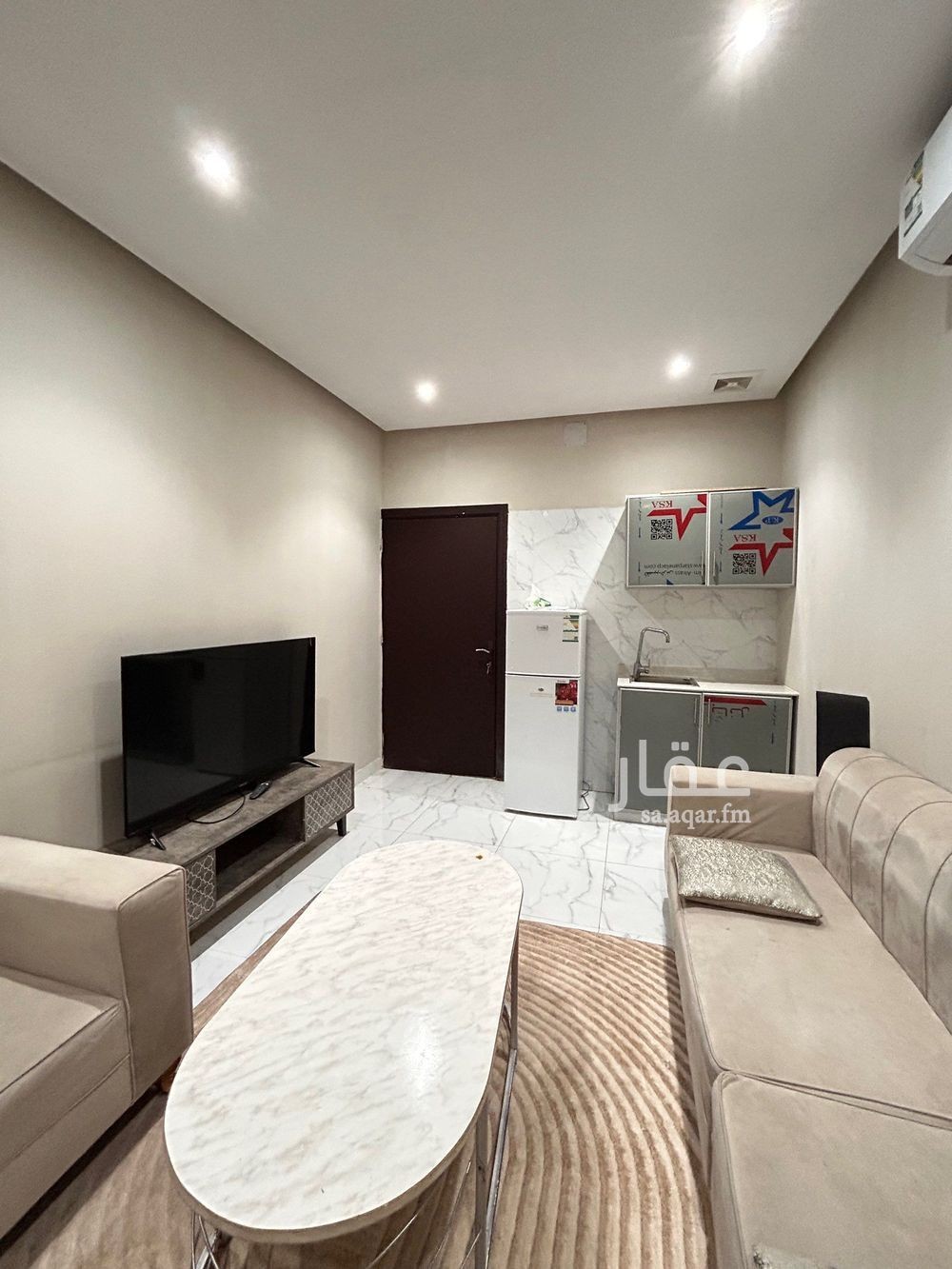 1 bedroom apartment in Al Wizarat 2